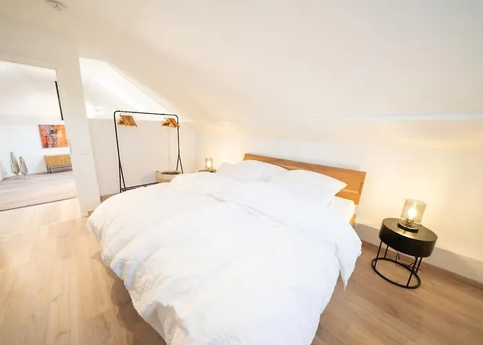 New Modernes Loft Im Zentrum Von Lägenhet
