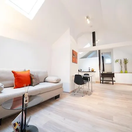 New Modernes Loft Im Zentrum Von דגנדורף