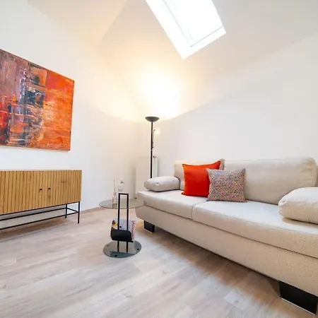 New Modernes Loft Im Zentrum Von * דגנדורף