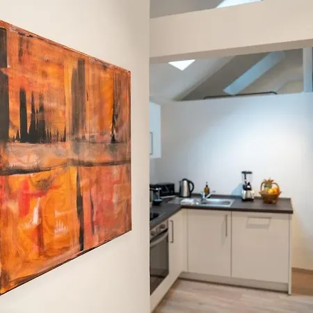New Modernes Loft Im Zentrum Von *